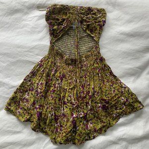 Skylar and Madison Green Floral Romper size Small
